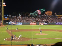 Buster Posey singles to&nbsp;center