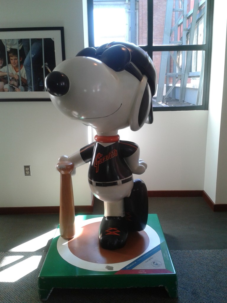 Snoopy... as a Giants fan